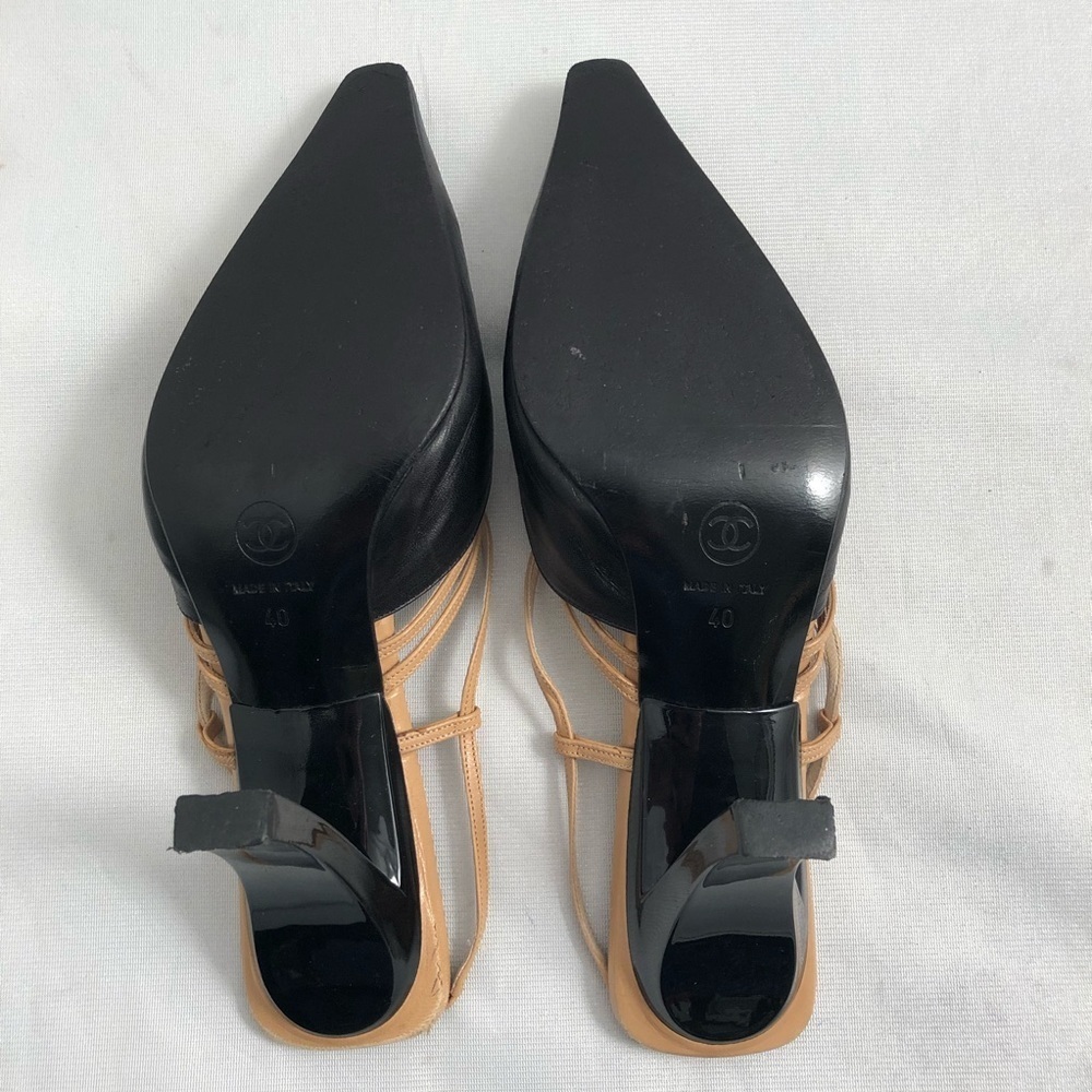 Chanel black and tan leather strappy slingback heel shoes - Picture 3 of 6